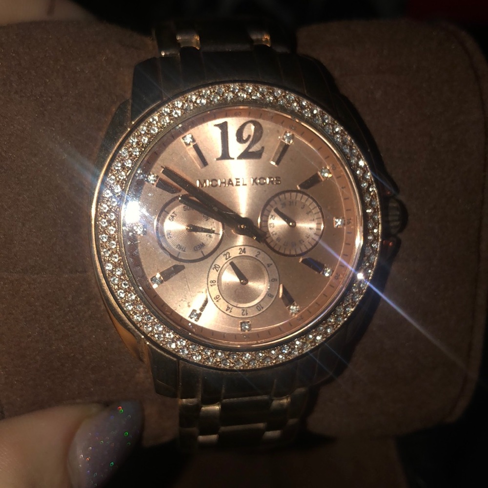 MK  gold Watch